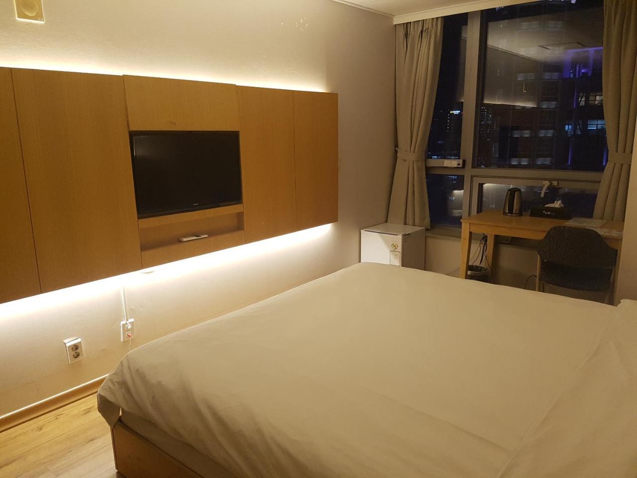 Apm Residence Hotel Seoul Exterior photo